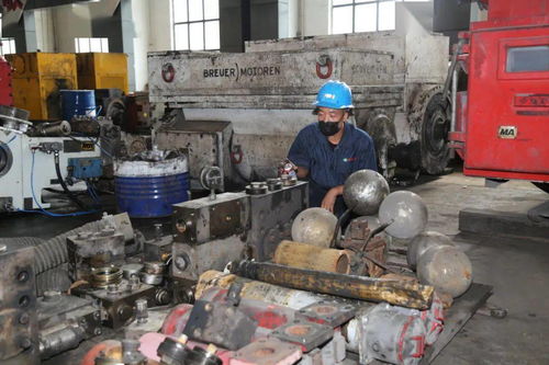 塔山煤礦公司 修舊利廢，舊機(jī)動車變“金礦”